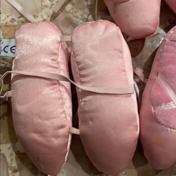 Aurora ballet slippers decorations - Picture 2 of 2